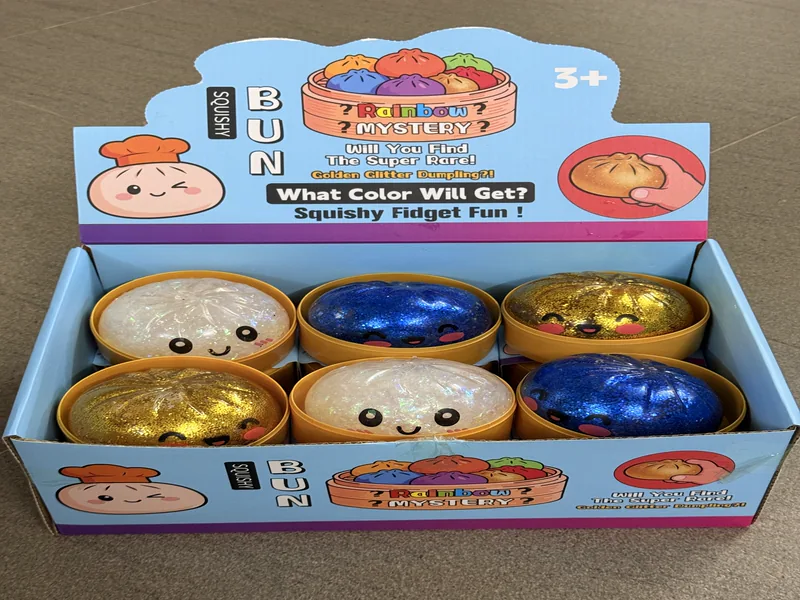 Glitter Gelatin Smiling Bun